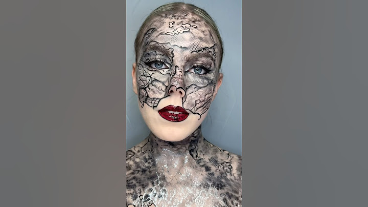 LACE LIPS?🤯 #makeup #creativemakeup