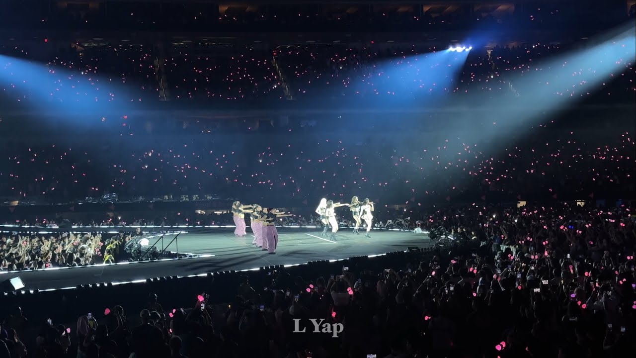 BLACKPINK - Shutdown 4K Fancam @ Deadline World Tour Los Angeles Day 1