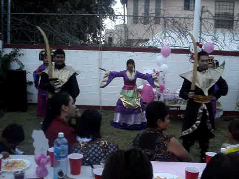TATIS SHOW PRESENTA A MULAN CON ''MI REFLEJO'' DE CHENOA