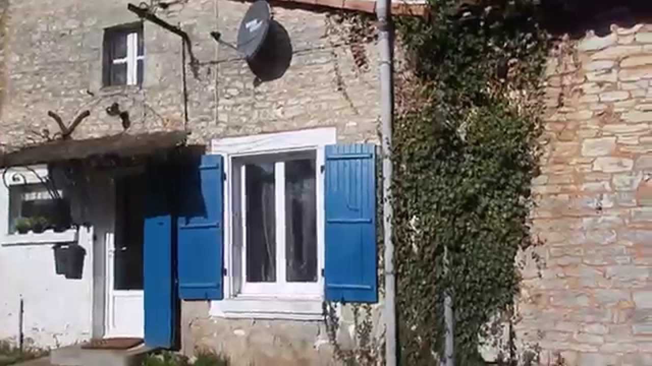 R3863 vendredi sur mer larme à gauche