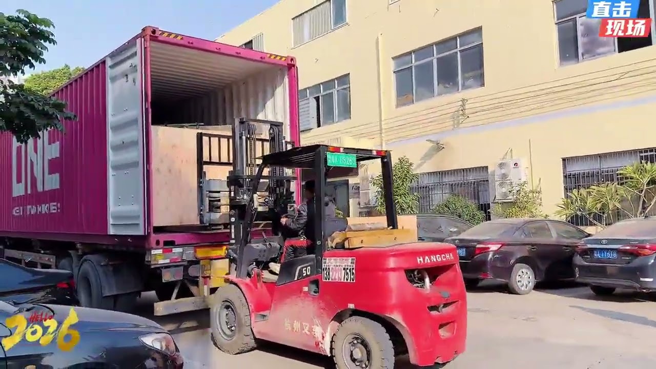 Fully automatic cream and lotion filling line and case packing machine