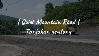 Jalan Desa Pegunungan yang Tenang di Indonesia | Suasana Pedesaan Rexing