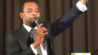 Video thumbnail of "Claudy Jean Louis of Shalom in Philadelphia Adoration"