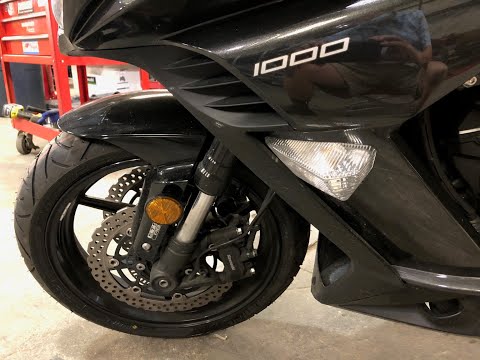 Kawasaki Ninja 1000 Front Tire Removal, Change & Balance - How To - Review
