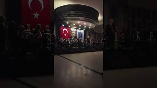 Beni ateşlere salan o kapkara gözler..onur akbaba