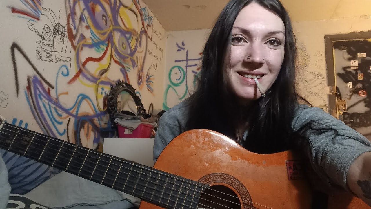 Если у Вас нету дома.... Песня на гитаре и поучительная история