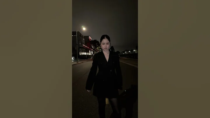 My dad was like 🧍🔦 #sofimanassyan #dance #trend