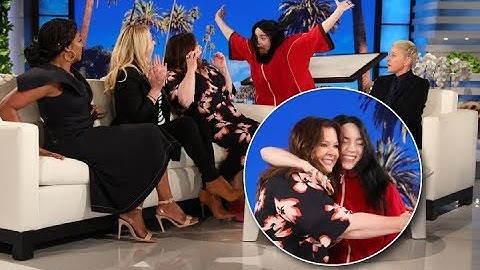 Billie Eilish Scares Her Fan Melissa McCarthy – EXTENDED