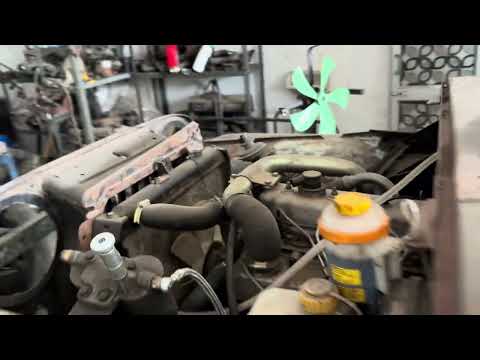 Kaiser engine start and inter jeep n work shop