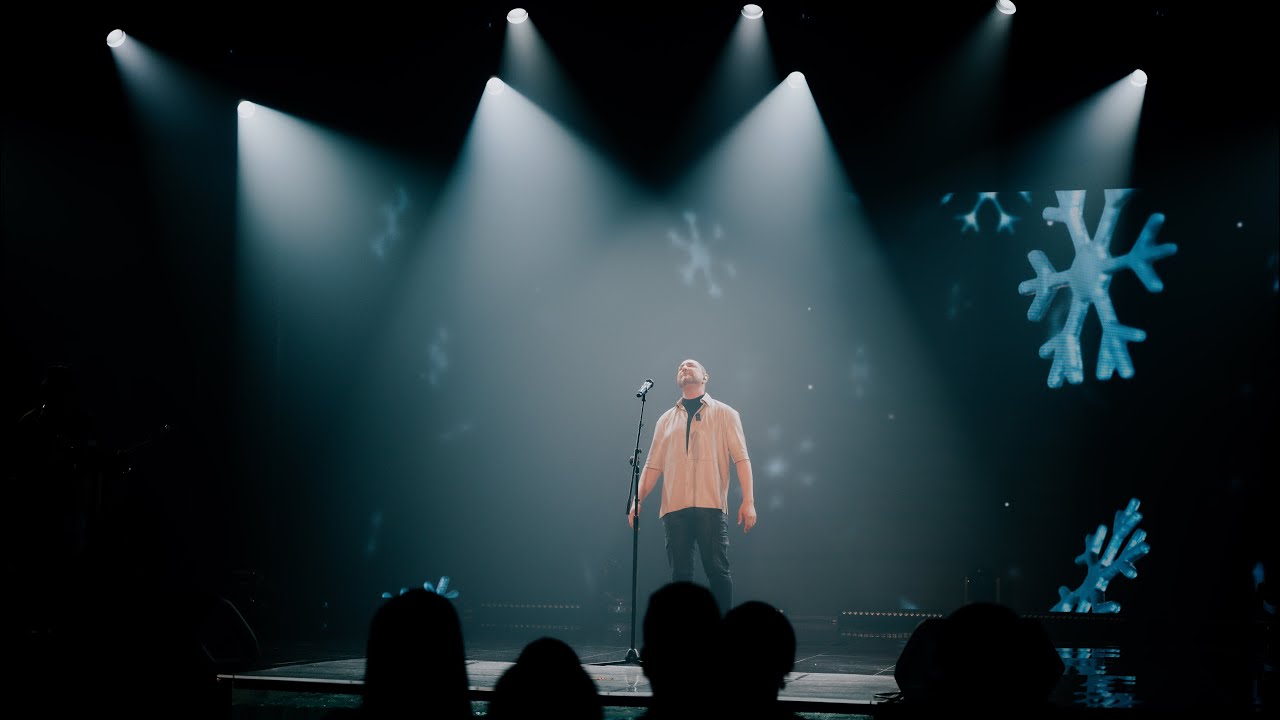 Emanuel en vivo  / Marcos Yaroide