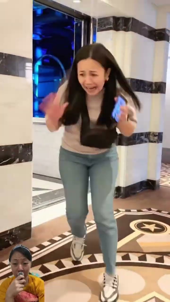 MAMA ADEK DIKEJAR MONSTER PENGGIGIT ‼️ #shorts