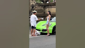 ini contoh wanita baik dan saling berbagi dengan gembel sultan #fyp #foryoupage #viral #shorts