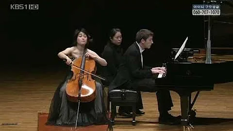 Hanna Chang 'Robert Schumann - Adagio and Allegro ...