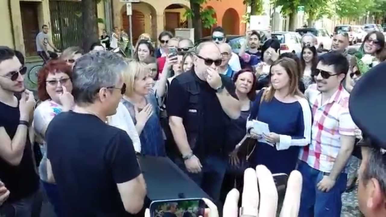 Inaugurazione murale per i 25 anni di carriera di Ligabue