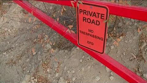 Texas billionaire Wilks brothers install gates, no...