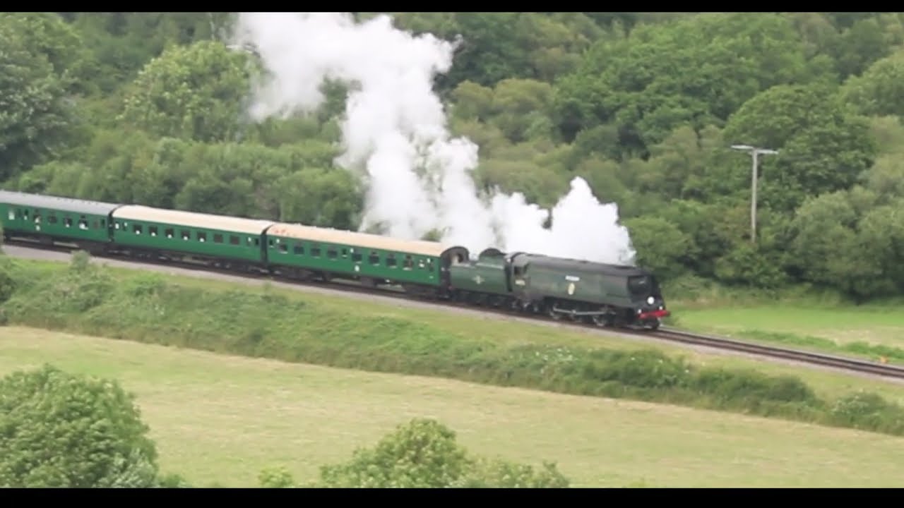 SWANAGE RAILWAY: CORFE CASTLE - A ruin restored