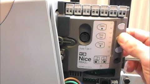 How to do nice Robus sliding gate Enabling autoclose and adjusting pause time on a Bluebus