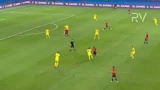 Gavi and Pedri magic skill from Spain
