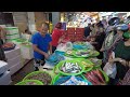 客人要買烏魚  阿源叫客人等下周便宜一點再來買  台中水湳市場  海鮮叫賣哥阿源  Taiwan seafood auction
