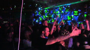 Sety.cz in cross club with kinocirKus video mapping