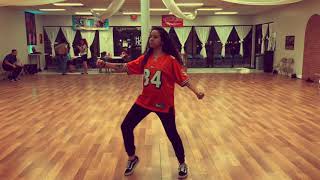 Download Lagu 25/8 Bad Bunny Choreography MP3