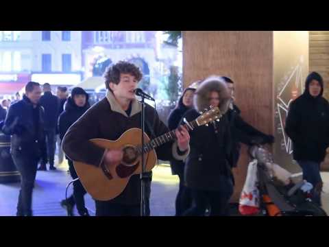 Adele - Someone Like You - Busking in London | Andrew Duncan Loop Pedal Cover