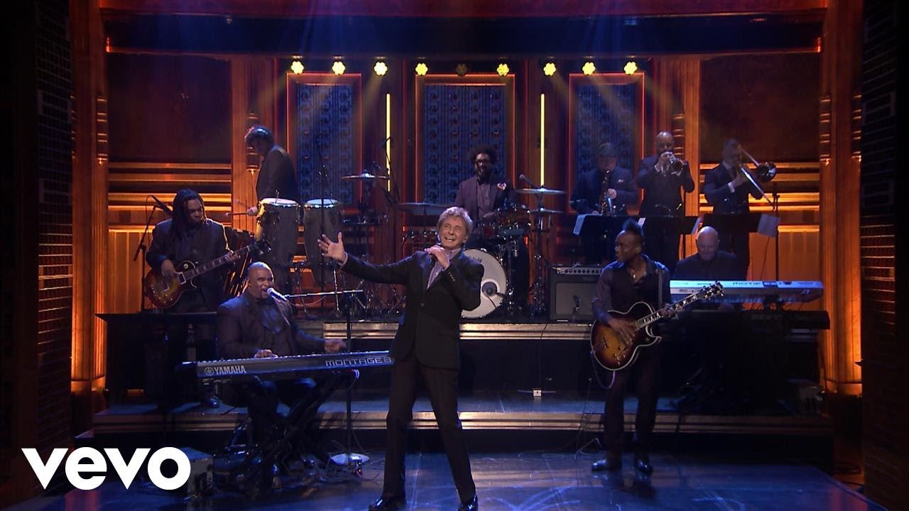 在 YouTube 上觀看「Barry Manilow - This Is My Town (Live On The Tonight Show Starring Jimmy Fallon)」 在 YouTube 上觀看「Barry Manilow - This Is My Town (Live On The Tonight Show Starring Jimmy Fallon)」