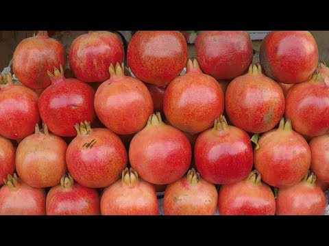how-to-make-pomegranate-juice---healthy-street-food-|-fresh-fruit-juice-recipes