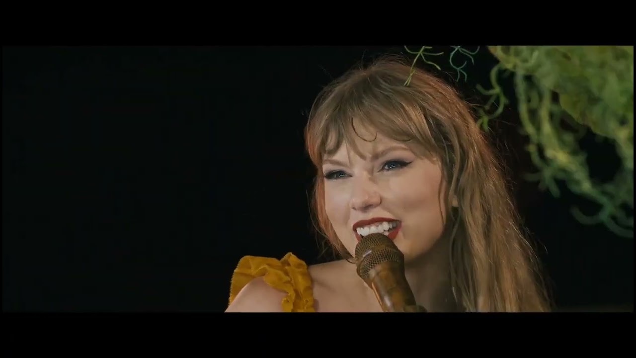 Taylor Swift - Speech before Champagne Problems | 4k video live (From the SoFI Stadium)