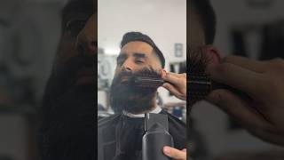 Crazy Transformation 🧔🏻🔥🔪 #barber #beard #travelaccessories #beardseason #barbershop #beardclub