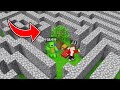 Mikey and JJ Survive Inside a MAZE in Minecraft (Maizen)