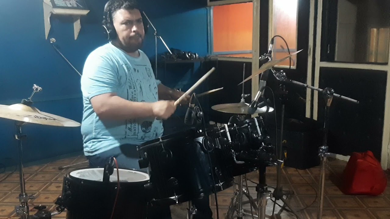 elguennaoui in the studio recording