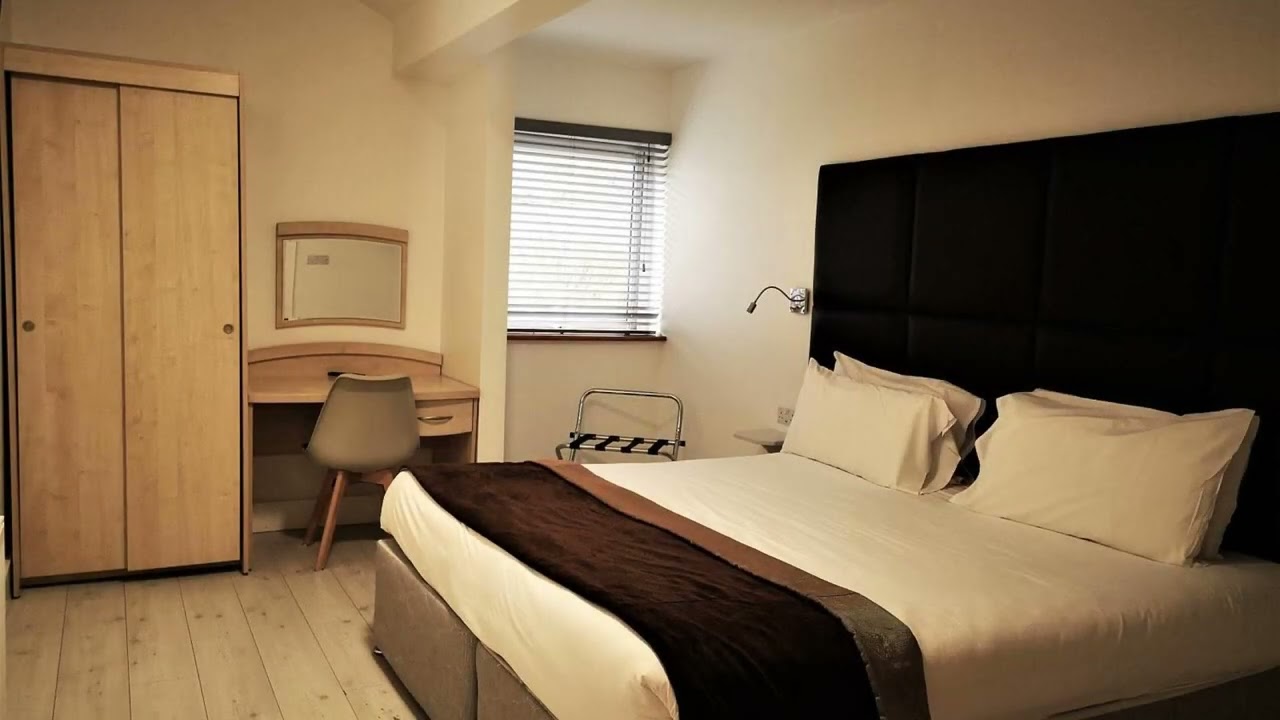 Bella Vista Hotel & Self Catering Suites, Cobh | Travel Facts