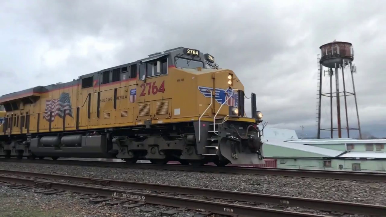 PNW Trains 2017 Train Horn Compilation