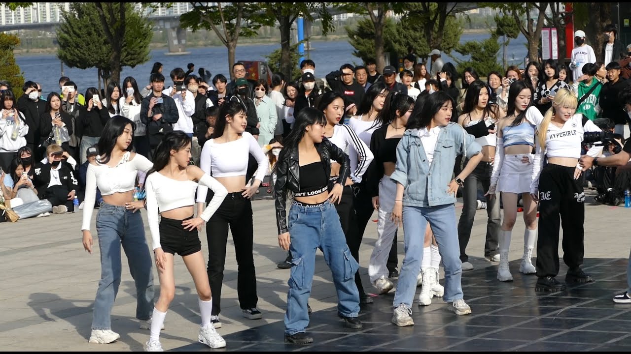 ARTBEAT(13Girls) - Dance Battle (O.O + Fearless) | Han River Busking