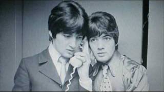 Paul & Barry Ryan- I Love How You Love Me.