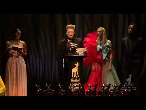 Video: Top 10 Oscar-winnende Outfits: Welke Kostuums Uit Films Zijn Het Waard Om In Het Echt Te Imiteren