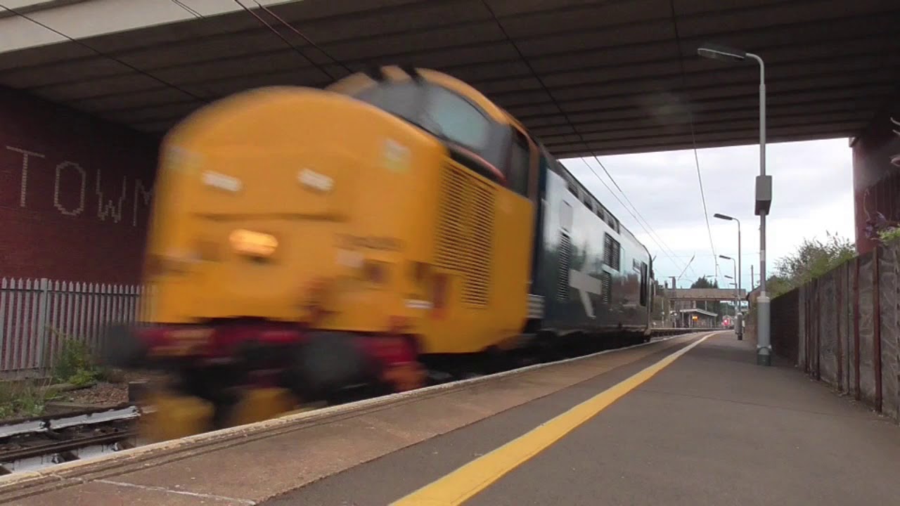 video editing software free BR liveried 37409 passes through Stowmarket on 0V91: 20/07/2018