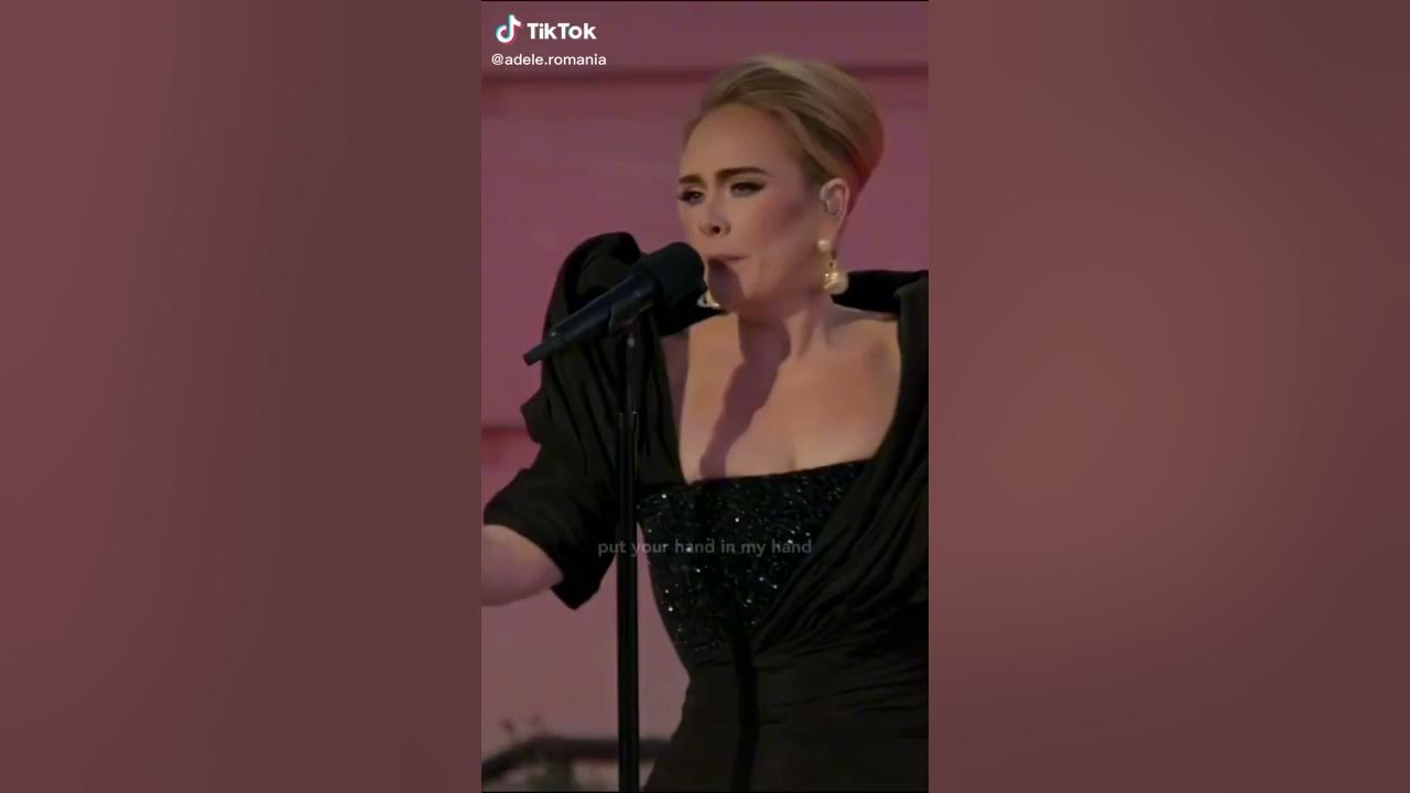 Skyfall - live by Adele Skyfall - live by Adele