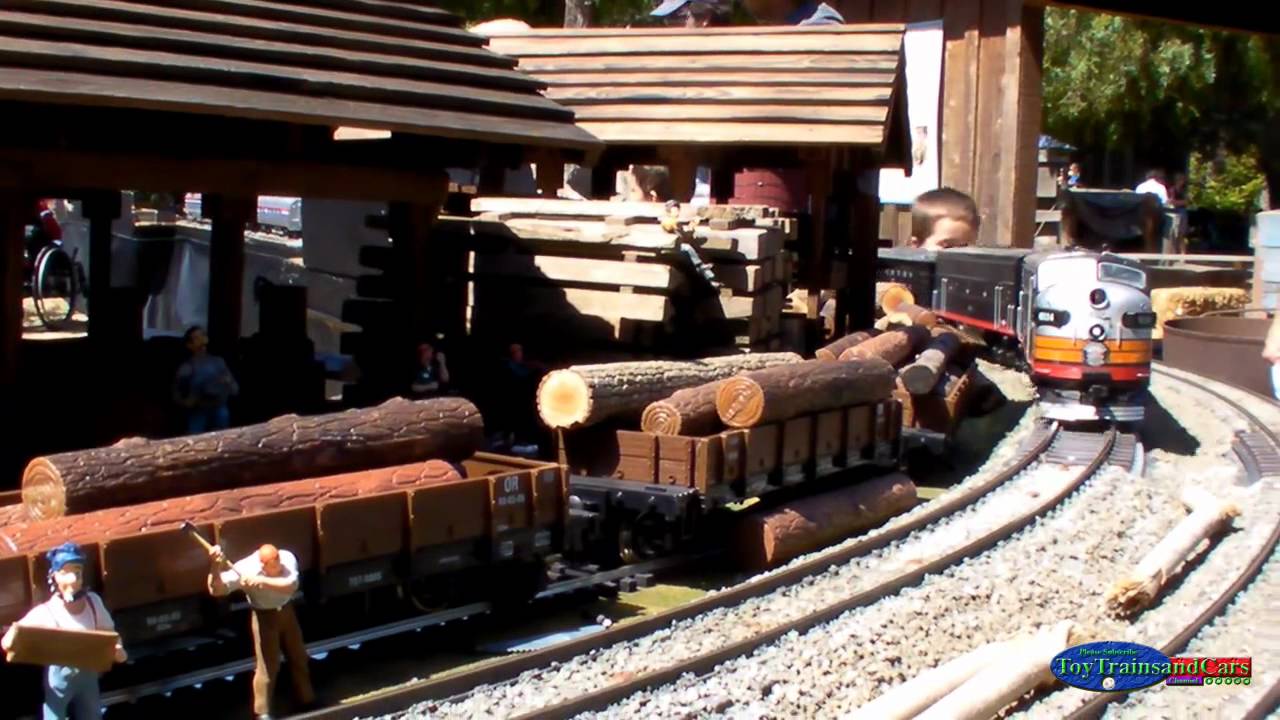 Outdoor Set-up G-Scale Mode   l Trains Part 1 - YouTube