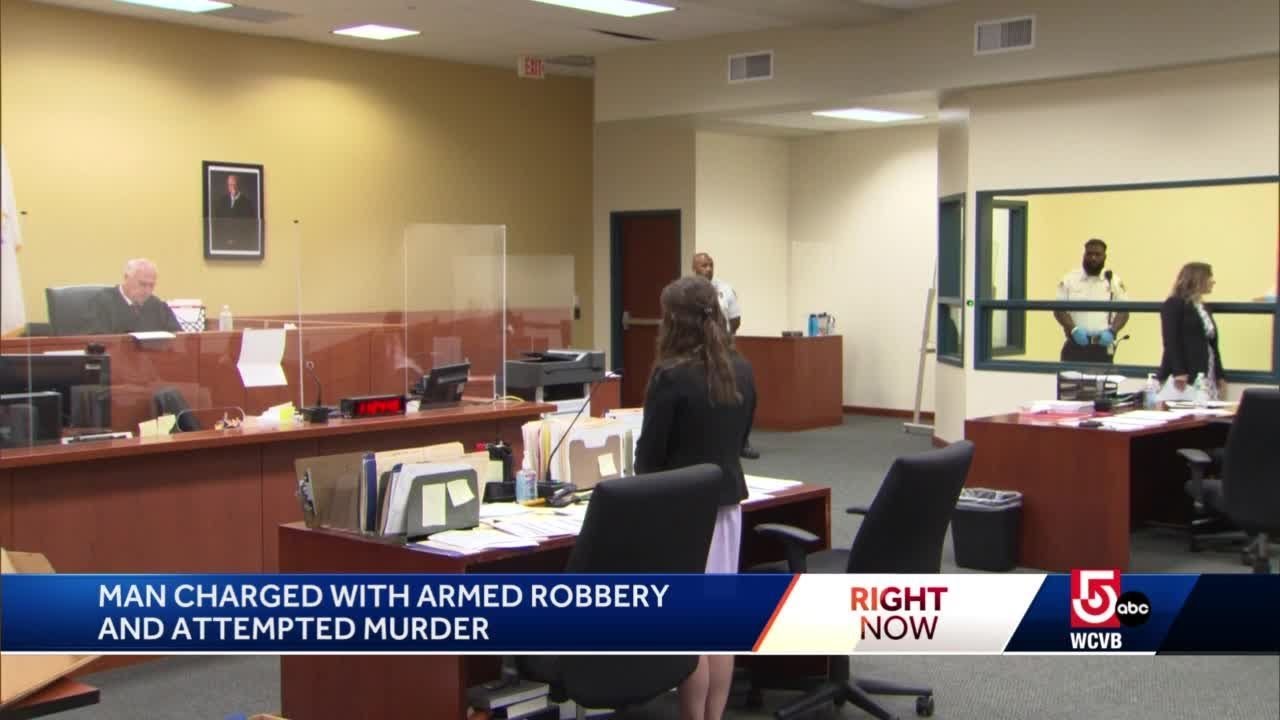 Man accused of attacking Good Samaritan who stopped robbery appears in ...