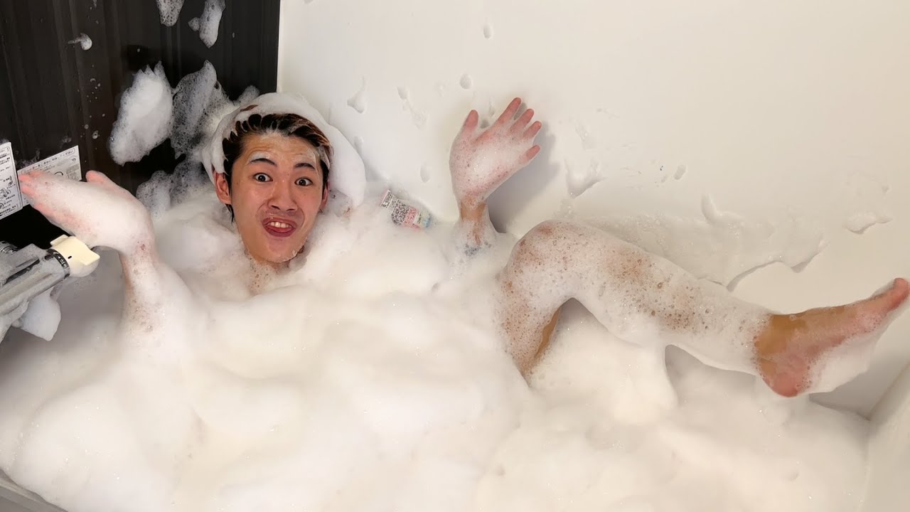 【実験】大量の泡風呂を一気に入れたらお風呂が大変な事になりました