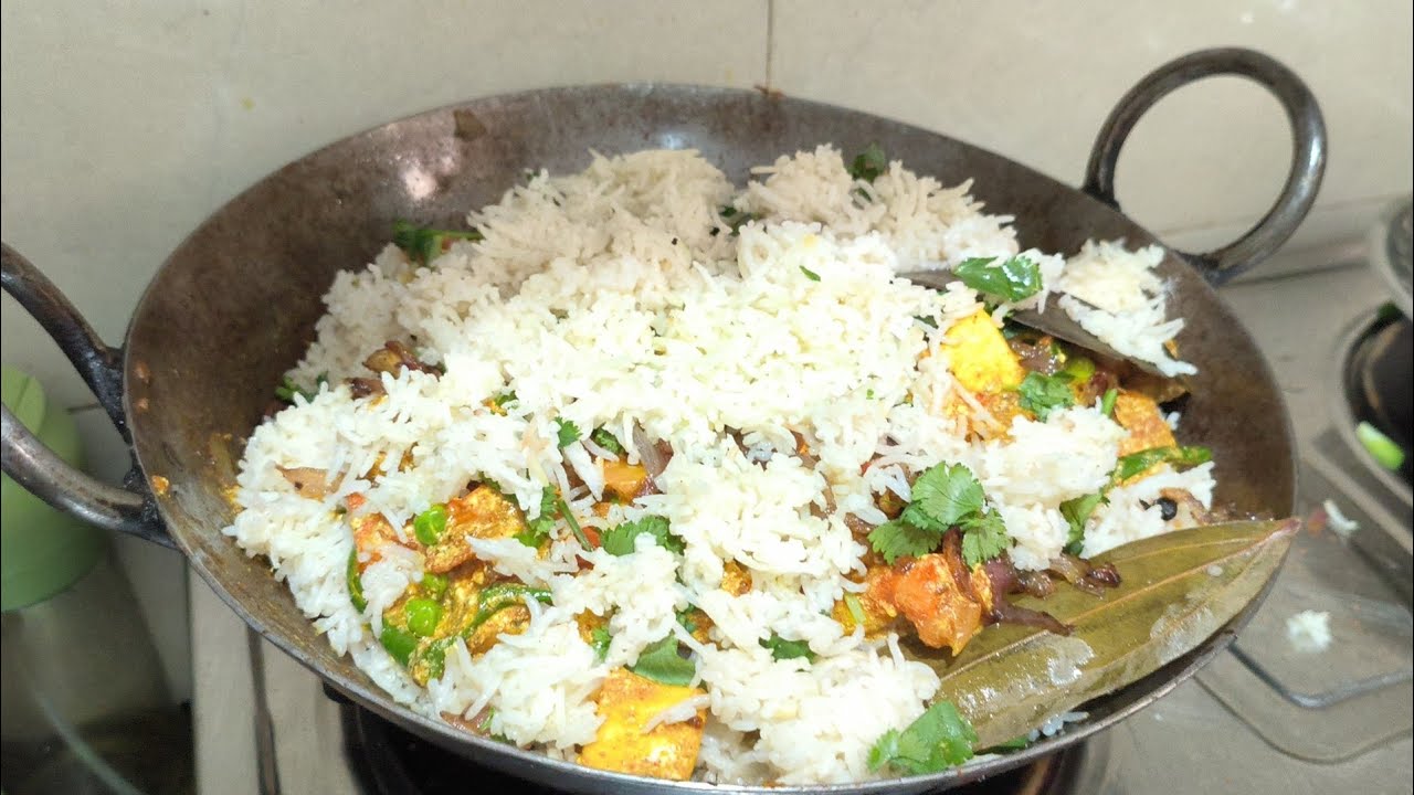 स्वादिष्ट वेज बिरयानी बनाने की पूरी रेसिपी इस वीडियो में देखें  लाइक, शेयर और सब्सक्राइब जरूर करें।