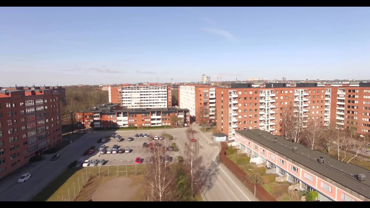 Klostergården Lund från ovan - YouTube