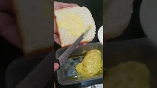 How To Make Garlic Bread At Home - 1 Minute Video