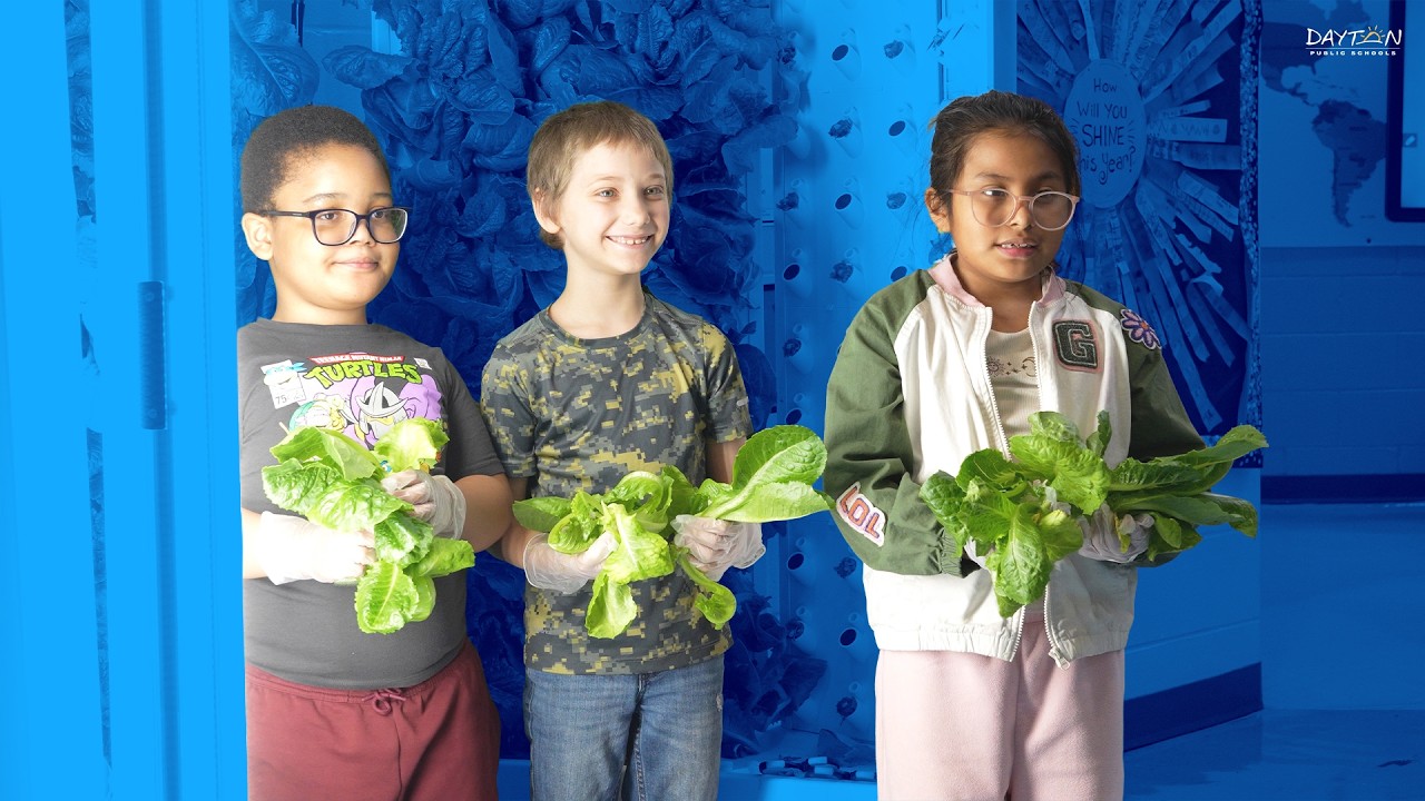 Ruskin Students get Hands-On Experience Growing Lettuce