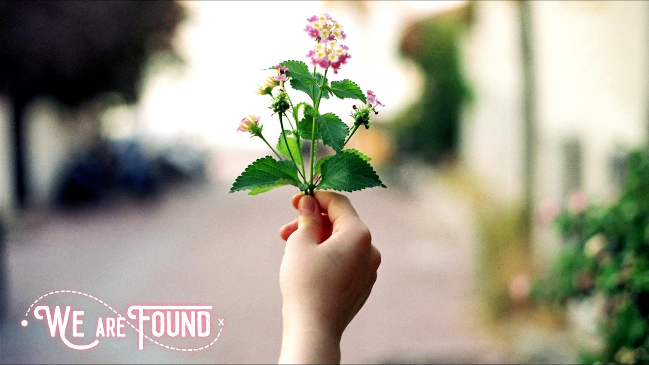 Guarda atlas - chamomile (prod. jhfly) su YouTube Guarda atlas - chamomile (prod. jhfly) su YouTube