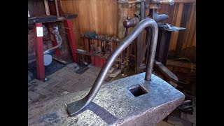 Blacksmith's Holdfast - Quick and easy. by Rustic Iron Works 218 views 2 years ago 6 minutes, 30 seconds