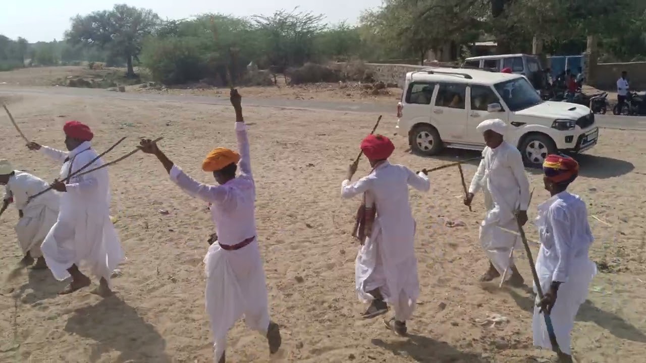 गेर दामण गांव जरूर देखें सा समेला राम देवासी 9699440512👌🏻💐💐