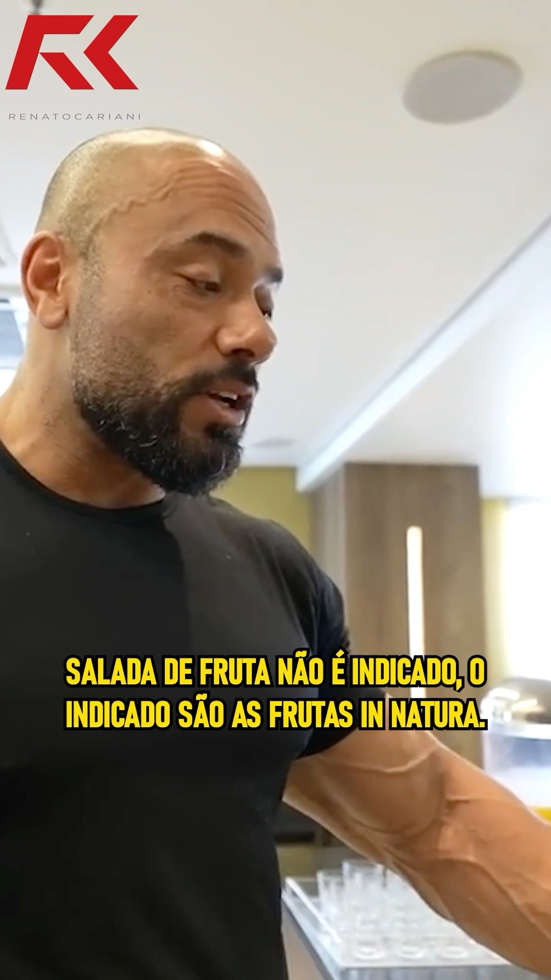 ESSA É A VERDADE SOBRE AS FRUTAS NA DIETA! #renatocariani #juliobalestrin #frutas #dieta #nutrição